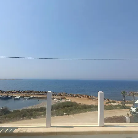 Divino Vista Mare بتروسينو